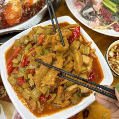 铛牛佬牛肉牛杂火锅城(江滨店) User Photo