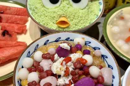 董閃閃老火锅(天府1店)