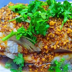 蚂蚱鸡饭店(竹泉村店) User Photo