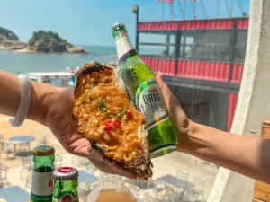 乞老板海鲜烧烤•甜麻肥蛤•海胆•海肠捞饭(山大店)