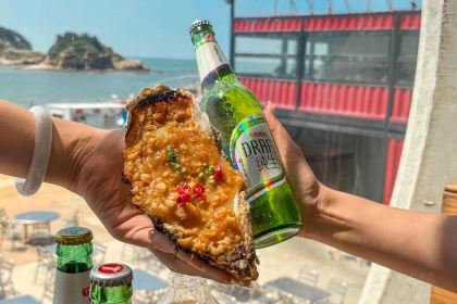 乞老板海鲜烧烤•甜麻肥蛤•海胆•海肠捞饭(山大店)