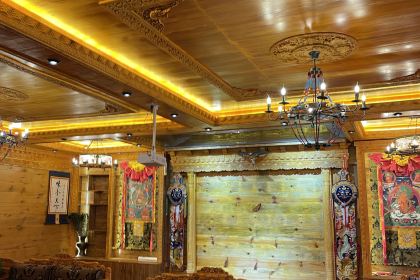 SHENG DE ZHUO LONG CANG GU YAN