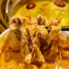 聚月圆·鲜切牛肉火锅(人民路店) User Photo