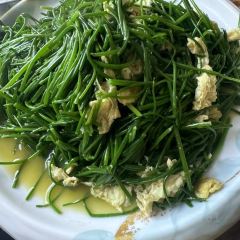 蒙古艾利奶茶馆 User Photo