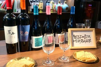 五味府海鲜餐厅·烟台菜·海肠捞饭(黄海明珠店)