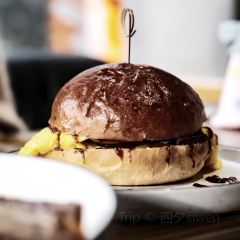 Two Birds One Stone·一石二鸟(木色店) 여행 사진