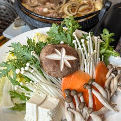古瓦花延年·和食烧肉(总统府1912店) User Photo
