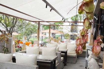 硬米深夜酒馆(麓坊中心原乡店)