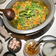 QIN YU WENG User Photo