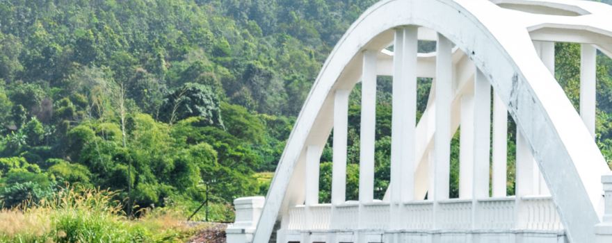 The Tha Chomphu White Bridge