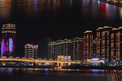 东门饺子馆(少年宫路店)