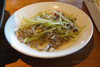 半天妖烤鱼(世欧广场店)