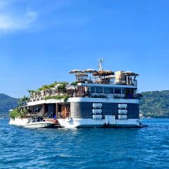 Yona Beach Club User Photo