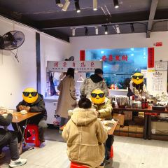 東家·猪杂粥觅味馆(绍兴店) User Photo