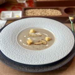 九寨康莱德酒店·炙特色餐厅 User Photo