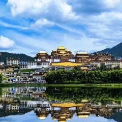 半途而沸 白塔·观景咖啡 User Photo