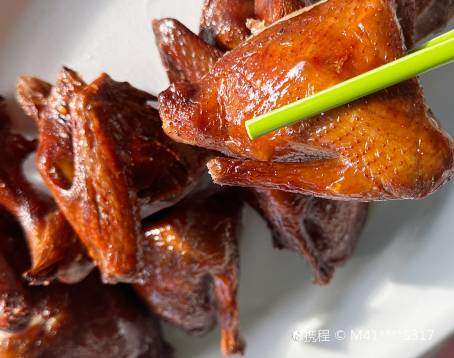 Lamma Rainbow Seafood Restaurant