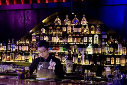 佰果堂cocktail&whisky