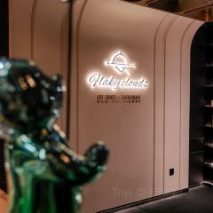 Flaky clouds ART CONCEPT RESTAURANT 여행 사진