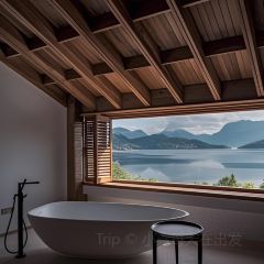 泸沽湖叙旧·山海事酒店·餐厅 User Photo