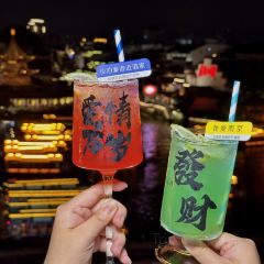 Mood Grocery Store User Photo