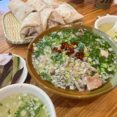 红房子朝天锅(郭宅街店) User Photo