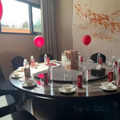 蔓生酒店(广安思源广场店)·瓦屋茶馆 User Photo