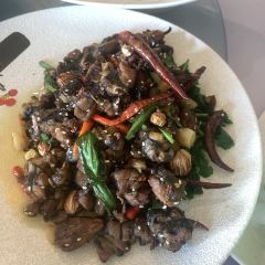 湖泉水云间餐厅(A座店) User Photo