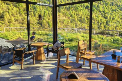 四姑娘山仰望星空·Vacilando度假庄园(长坪沟景区店)·猎户餐厅