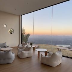 上沅雲栖酒店·云边咖啡屋 User Photo