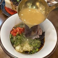 岳记兴隆·青城腊排铜火锅(街子直营店) 여행 사진