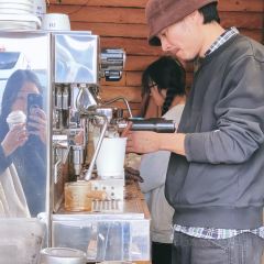 一个嘎查咖啡店 User Photo