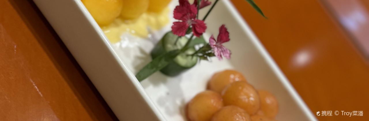 加格达宾馆餐饮部