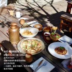 曲尼卡咖啡甜茶馆 User Photo