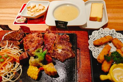 豪客来牛排(重庆三峡广场步行街1704店)