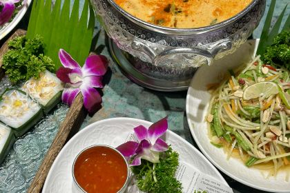 望天树雨林餐厅