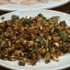 红翻天美食城 User Photo