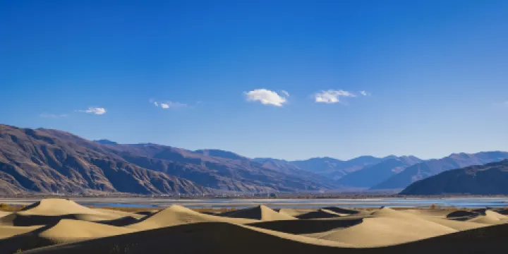 西藏扎囊沙丘藝術公園