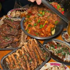 自蚝餐厅·功夫鸡蛙煲·牛腩·牛杂煲 User Photo