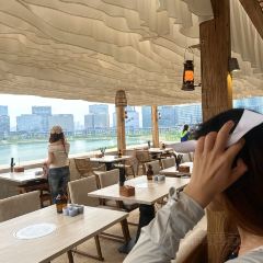 布孃孃云南酸菜牛肉火锅(郑州银泰inPARK2区店) User Photo