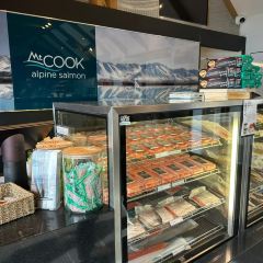 Mount Cook Alpine Salmon張用戶圖片