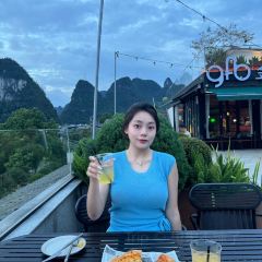漓岸璞闲文旅酒店(阳朔西街漓江店)·上房野BISTRO·餐×酒×咖 User Photo