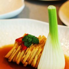 Shang Rong User Photo