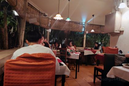 Le Vendome Restaurant