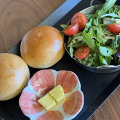 铃兰咖啡西餐·酒吧(水岸名居店) User Photo