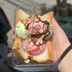 Black Gooseberry Chiangmai User Photo