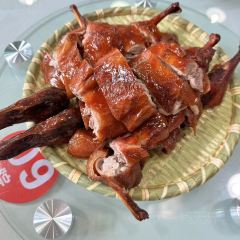 YI LIANG NA YANG REN GU HONG XIANG FAN DIAN User Photo