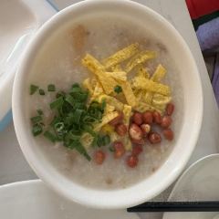 萊慕尼·港式茶餐廳（城市百貨店）張用戶圖片