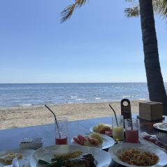 Layar Seafood Manyar Kertoarjo User Photo