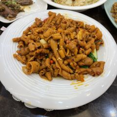 YUE YUAN SHAN ZHUANG 여행 사진
